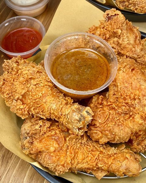 【美加炸雞】民權西路站特色八醬炸雞