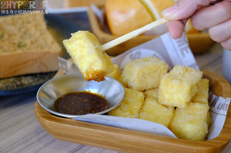 台中中式,台中好吃,台中拌麵,台中美食,台中逢甲美食,台中麵食,囍联堂,拌麵,茶點,逄甲大學美食,逢甲美食,鍋燒麵 @強生與小吠的Hyper人蔘~