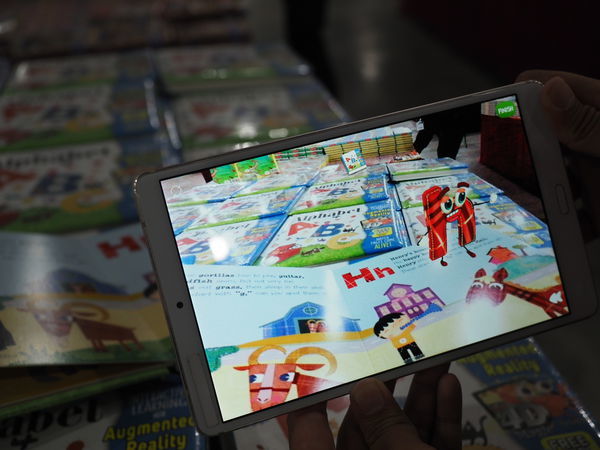 11/22-12/03"大野狼國際書展"來台中國際展覽館囉!超低折扣超優惠,讓你買到賺到,愛看書的朋友趕快來喔!