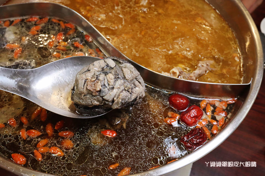 新竹薑母鴨|帝王食補湳雅店,立冬必吃火鍋推薦松露雞加黃金麵線、金瓜泡芙球 新竹薑母鴨|帝王食補湳雅店,立冬必吃火鍋推薦松露雞加黃金麵線、金瓜泡芙球