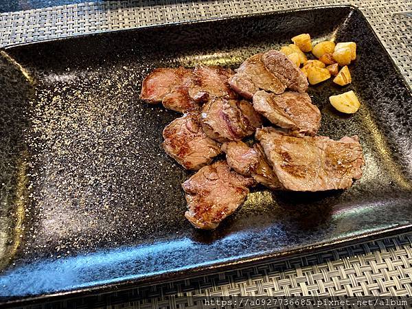 台北市推薦-饗瘦鐵板燒|小資族推薦頂級鐵板燒(內有菜單) #台北高級鐵板燒#小巨蛋鐵板燒