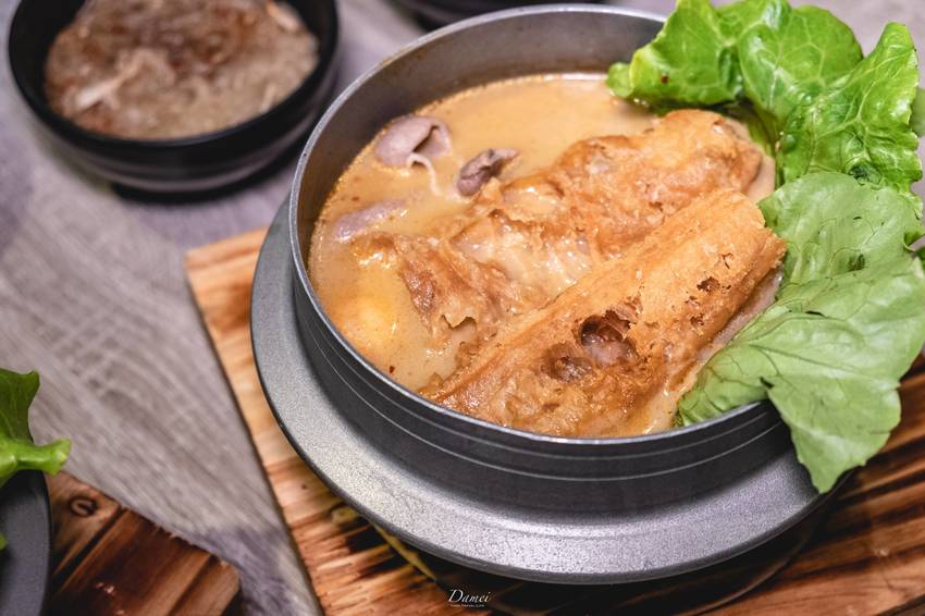 高雄左營｜發式-冬天必吃的美食，藏在市場裡的麻奶鍋