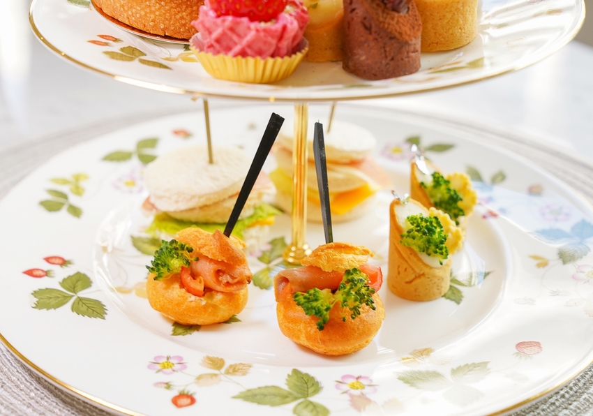 [高雄]My Cake Boutique買蛋糕精品旗艦館-少女們尖叫吧!法式純白優雅空間~DIY手做蛋糕&甜點下午茶 - 美食好芃友