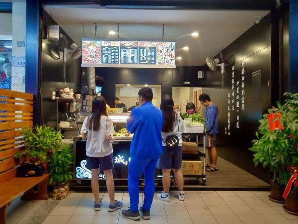 75439421_550739228832352_6592628250780893184_n