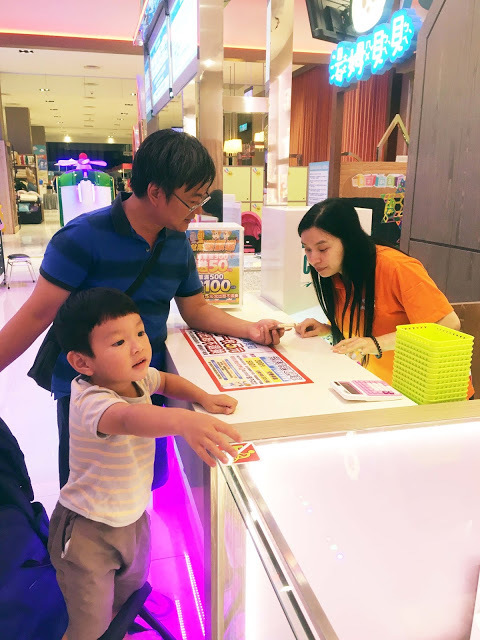 [高雄樂園] 湯姆熊歡樂世界——湯姆貝貝親子樂園（新光左營店）｜左營新光三越10樓幼兒室內樂園，不分平假日全日無限暢玩豐富感統遊具和科技玩具，一起創造孩子的歡樂童年！