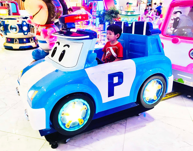 [高雄樂園] 湯姆熊歡樂世界——湯姆貝貝親子樂園（新光左營店）｜左營新光三越10樓幼兒室內樂園，不分平假日全日無限暢玩豐富感統遊具和科技玩具，一起創造孩子的歡樂童年！