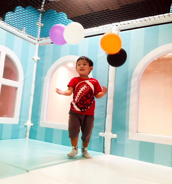 [高雄樂園] 湯姆熊歡樂世界——湯姆貝貝親子樂園（新光左營店）｜左營新光三越10樓幼兒室內樂園，不分平假日全日無限暢玩豐富感統遊具和科技玩具，一起創造孩子的歡樂童年！