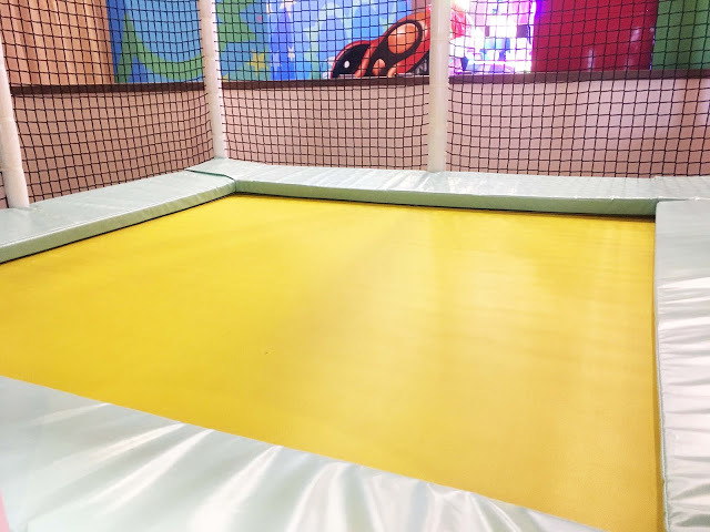 [高雄樂園] 湯姆熊歡樂世界——湯姆貝貝親子樂園（新光左營店）｜左營新光三越10樓幼兒室內樂園，不分平假日全日無限暢玩豐富感統遊具和科技玩具，一起創造孩子的歡樂童年！