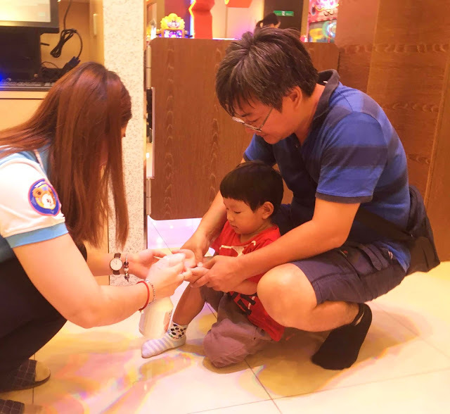 [高雄樂園] 湯姆熊歡樂世界——湯姆貝貝親子樂園（新光左營店）｜左營新光三越10樓幼兒室內樂園，不分平假日全日無限暢玩豐富感統遊具和科技玩具，一起創造孩子的歡樂童年！