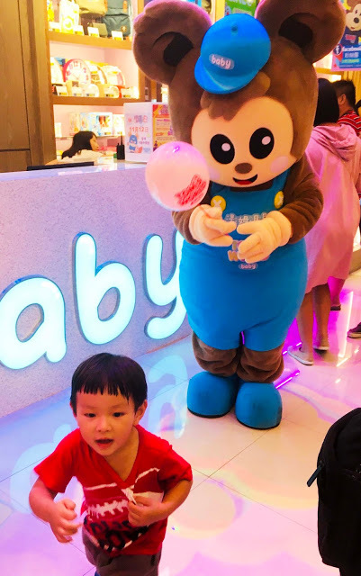 [高雄樂園] 湯姆熊歡樂世界——湯姆貝貝親子樂園（新光左營店）｜左營新光三越10樓幼兒室內樂園，不分平假日全日無限暢玩豐富感統遊具和科技玩具，一起創造孩子的歡樂童年！
