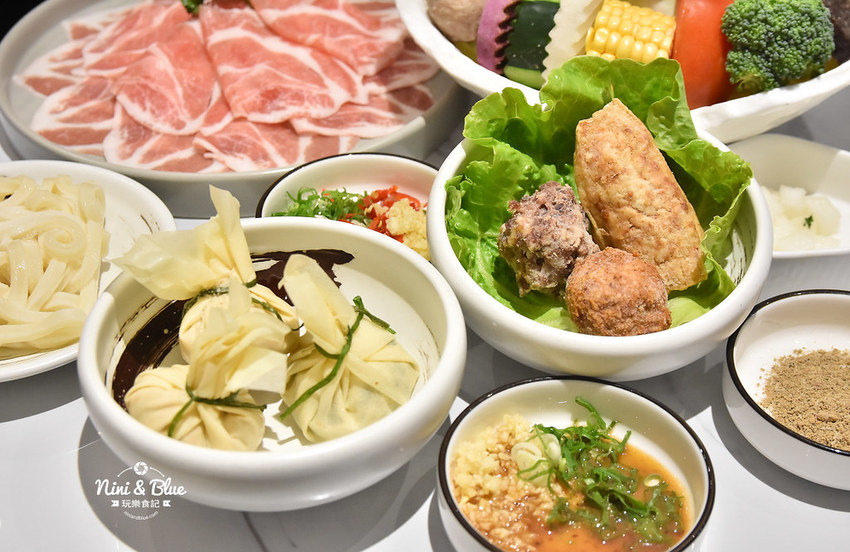 遇見鍋物 台中中華夜市火鍋24 遇見鍋物 台中中華夜市火鍋24