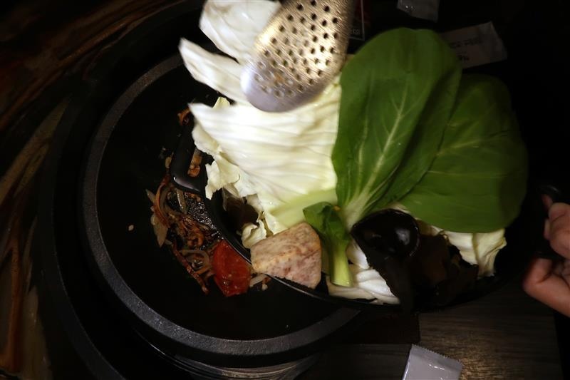 肉多多 新店 299 石頭火鍋 030.jpg