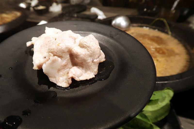 肉多多 新店 299 石頭火鍋 065.jpg