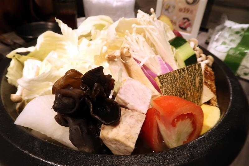 肉多多 新店 299 石頭火鍋 041.jpg
