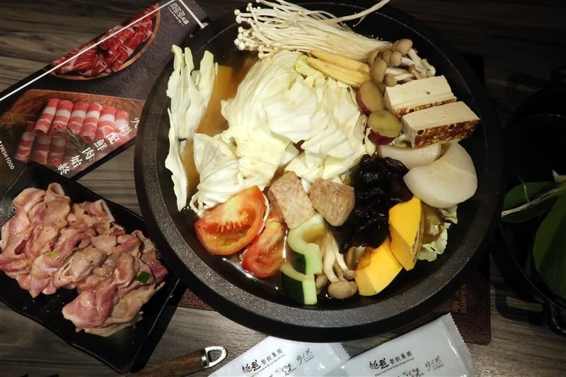 肉多多 新店 299 石頭火鍋 036.jpg