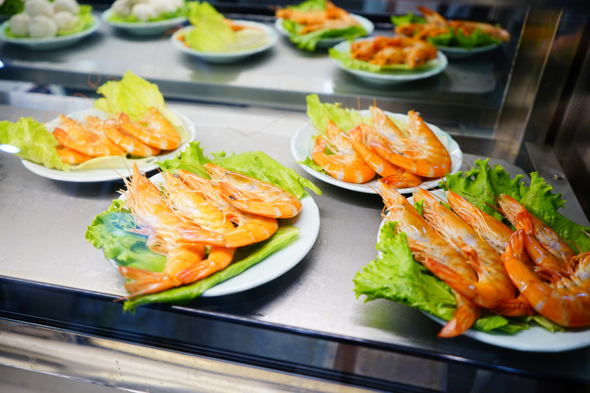 美食｜台北內湖 熹正園東北精緻麵食 正宗東北酸菜白肉鍋 近文德/港墘站東北菜推薦！