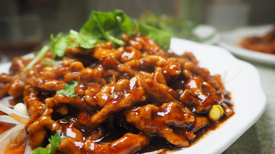 熹正園,熹正園東北精緻麵食,文德女中美食,老東北家鄉特色料理,東北軒酸菜白肉鍋,菜白肉鍋,東北火鍋,金稻子餐廳,東北菜台北,東北特色菜