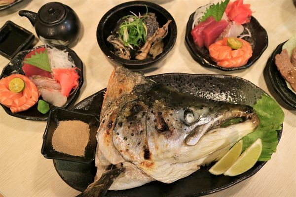 烤鮭魚頭 (5).jpg 烤鮭魚頭 (5).jpg