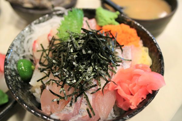 綜合丼 (1).jpg 綜合丼 (1).jpg