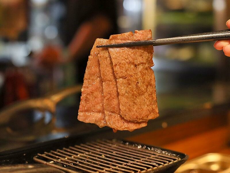 東門燒肉霸必訪，新竹A5和牛與流心漢堡排，頂級饗宴