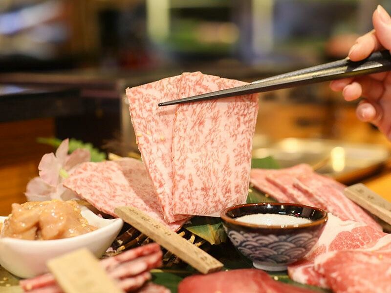 東門燒肉霸必訪，新竹A5和牛與流心漢堡排，頂級饗宴