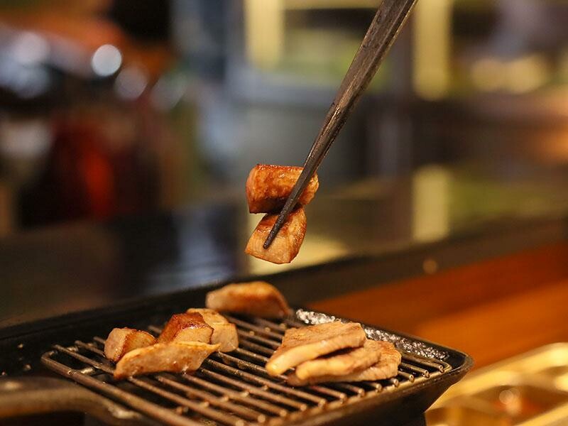 東門燒肉霸必訪，新竹A5和牛與流心漢堡排，頂級饗宴