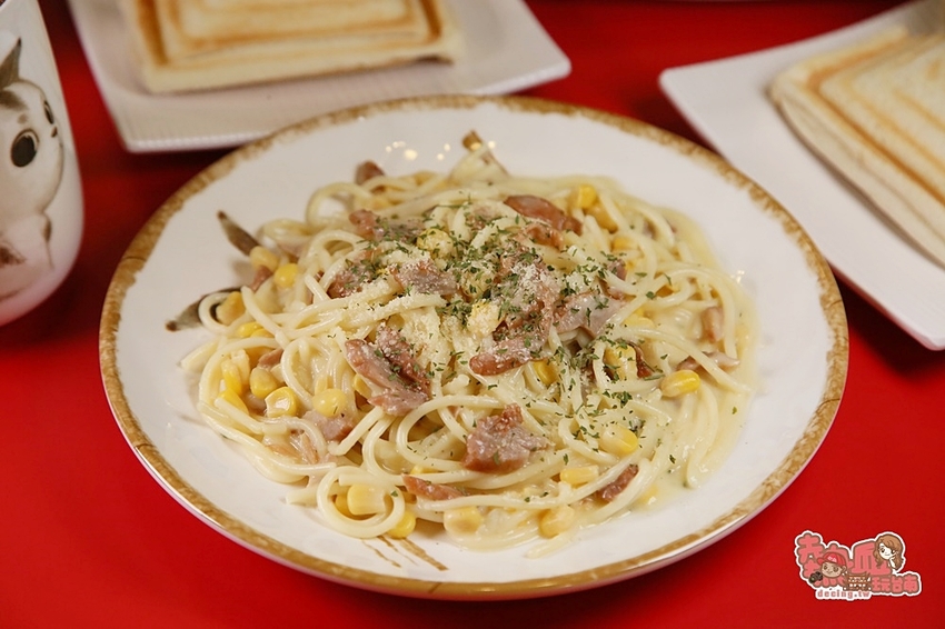 【台南美食】帶毛孩子一起來用餐,給飼主與寵物的友善餐廳:貓午茶 - 熱血玩台南。跳躍新世界