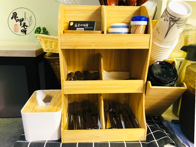 【厚呷米呀│新北板橋】菱紋蔬香咖啡館 愛吃美食不必在乎是否素食!/無肉體驗也可以很完美/主推14種口味的熱壓吐司、再推蛋包飯系列/豪華套餐可一次享有飲品+炸物+甜品/菱紋蔬香隱於市