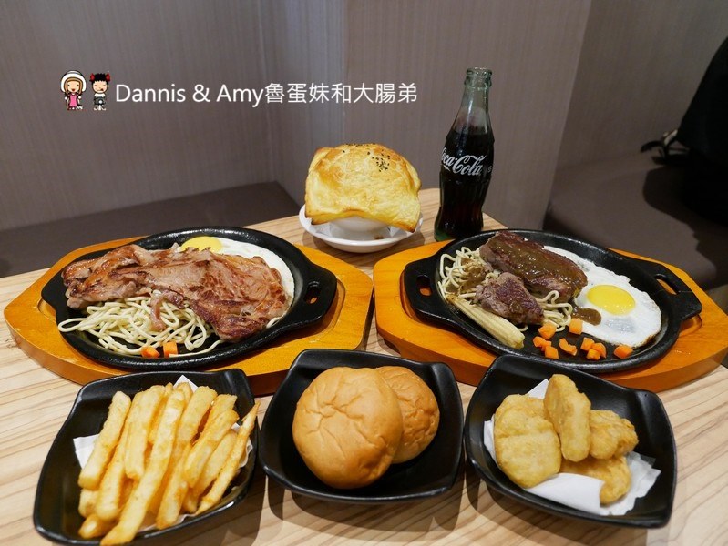 《新竹城隍廟附近吃牛排》金太子平價牛排。超值雙拼選擇更豐富。壽星優惠當月優惠菜單分享︱(影片) 《新竹城隍廟附近吃牛排》金太子平價牛排。超值雙拼選擇更豐富。壽星優惠當月優惠菜單分享︱(影片)