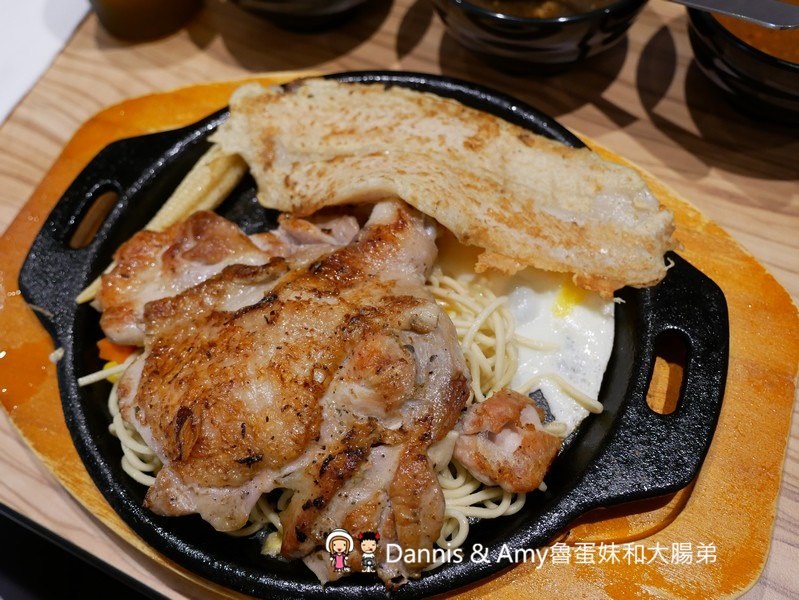 《新竹城隍廟附近吃牛排》金太子平價牛排。超值雙拼選擇更豐富。壽星優惠當月優惠菜單分享︱(影片) 《新竹城隍廟附近吃牛排》金太子平價牛排。超值雙拼選擇更豐富。壽星優惠當月優惠菜單分享︱(影片)