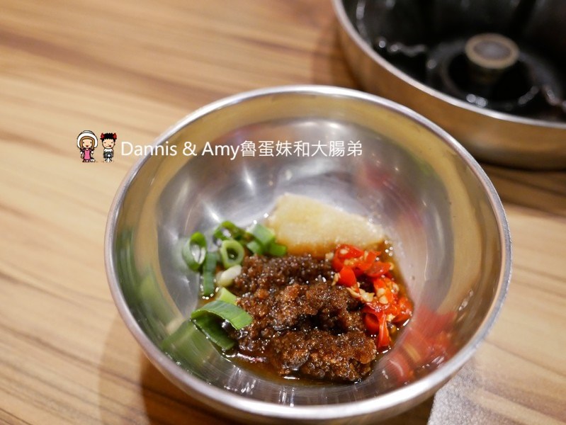 《竹北小火鍋吃吃看》皇心御膳風味鍋物-竹北中正東店。滷肉飯,爆米花,飲料冷飲,霜淇淋,杜老爺無限享用吃到飽。自由配鍋品140元︱（影片）