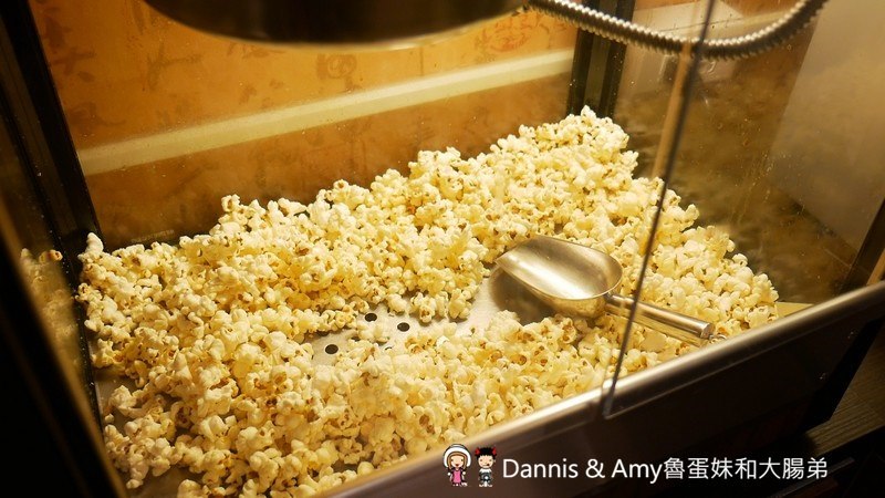 《竹北小火鍋吃吃看》皇心御膳風味鍋物-竹北中正東店。滷肉飯,爆米花,飲料冷飲,霜淇淋,杜老爺無限享用吃到飽。自由配鍋品140元︱（影片）