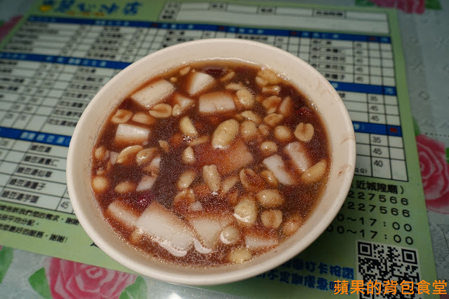 [食記] 新竹北區-慧心冰店 城隍廟必吃美食 紅豆芋頭花生綿綿桑桑 滑嫩杏仁豆腐 料多多燒仙草 冬天來碗紅豆牛奶冰好料加滿