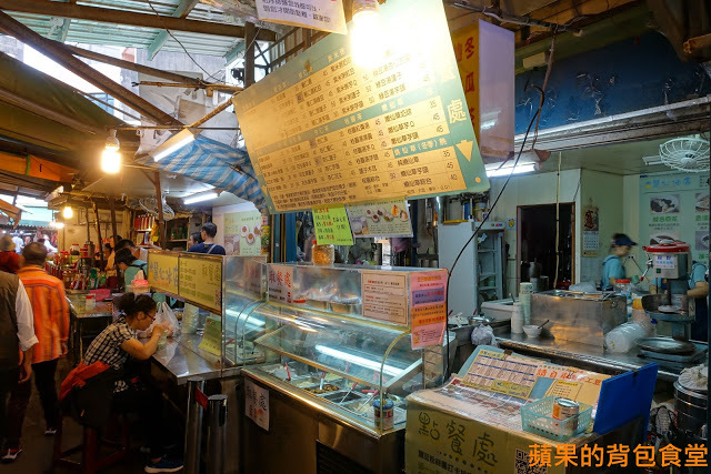 [食記] 新竹北區-慧心冰店 城隍廟必吃美食 紅豆芋頭花生綿綿桑桑 滑嫩杏仁豆腐 料多多燒仙草 冬天來碗紅豆牛奶冰好料加滿