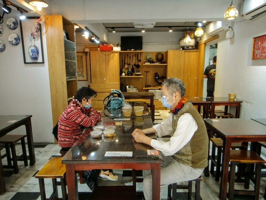 【美食】「菱東方」排骨蛋炒飯、紅油皮蛋麵、紅油抄手,中和炒飯