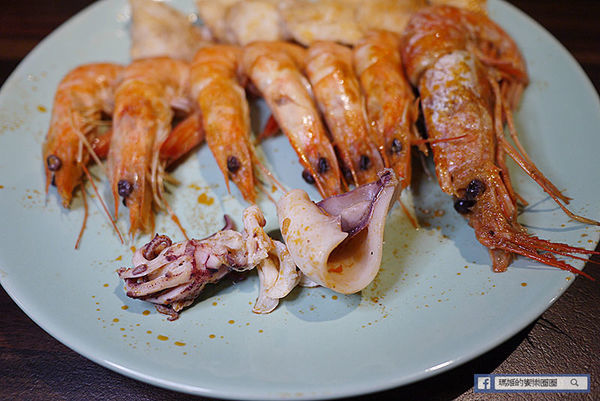 基隆火鍋【海棠春食膳鍋物】基隆麻辣鍋新開幕/老火湯&溫麻辣帶來新食感