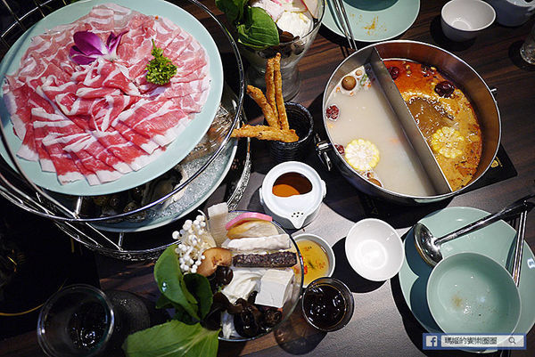 基隆火鍋【海棠春食膳鍋物】基隆麻辣鍋新開幕/老火湯&溫麻辣帶來新食感
