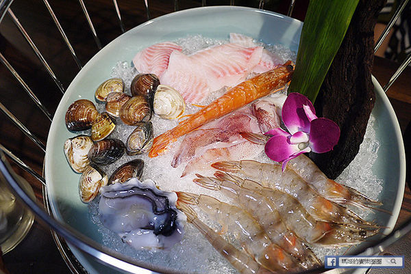 基隆火鍋【海棠春食膳鍋物】基隆麻辣鍋新開幕/老火湯&溫麻辣帶來新食感