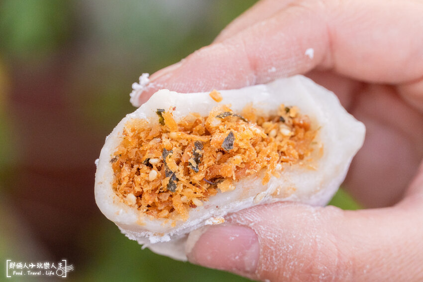 阿公、阿嬤有交代，頭牙拜土地公就是要準備麻糬~