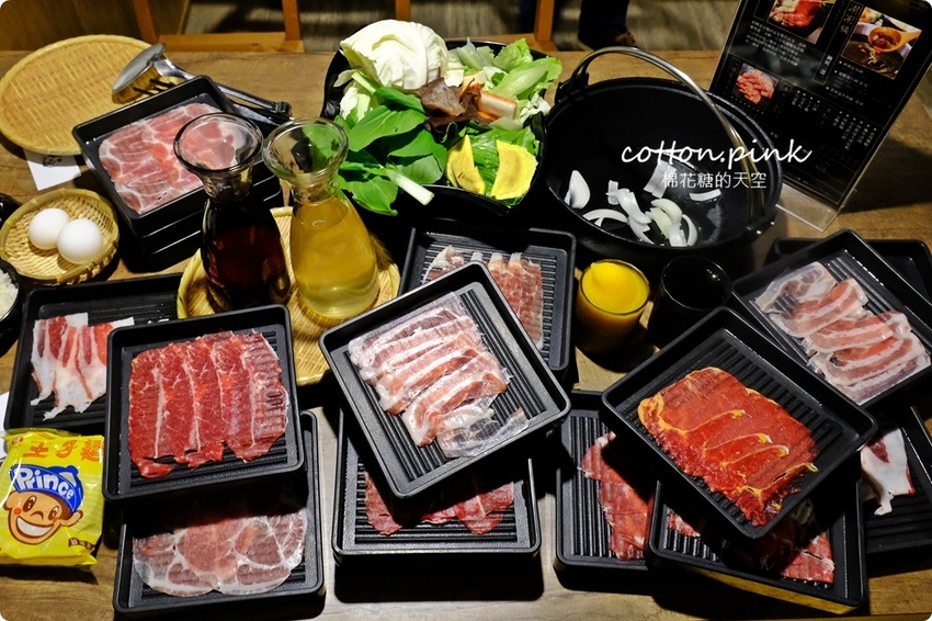 台中吃到飽這家也很狂~八種肉肉任你點,一宮壽喜燒也有火鍋吃到飽喔! 台中吃到飽這家也很狂~八種肉肉任你點,一宮壽喜燒也有火鍋吃到飽喔!