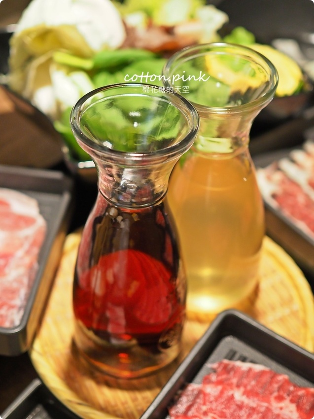 台中吃到飽這家也很狂~八種肉肉任你點,一宮壽喜燒也有火鍋吃到飽喔! 台中吃到飽這家也很狂~八種肉肉任你點,一宮壽喜燒也有火鍋吃到飽喔!