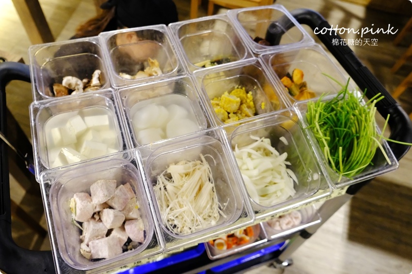 台中吃到飽這家也很狂~八種肉肉任你點,一宮壽喜燒也有火鍋吃到飽喔! 台中吃到飽這家也很狂~八種肉肉任你點,一宮壽喜燒也有火鍋吃到飽喔!