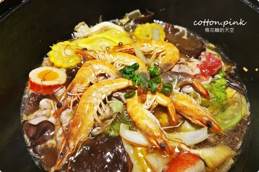 台中吃到飽這家也很狂~八種肉肉任你點,一宮壽喜燒也有火鍋吃到飽喔! 台中吃到飽這家也很狂~八種肉肉任你點,一宮壽喜燒也有火鍋吃到飽喔!