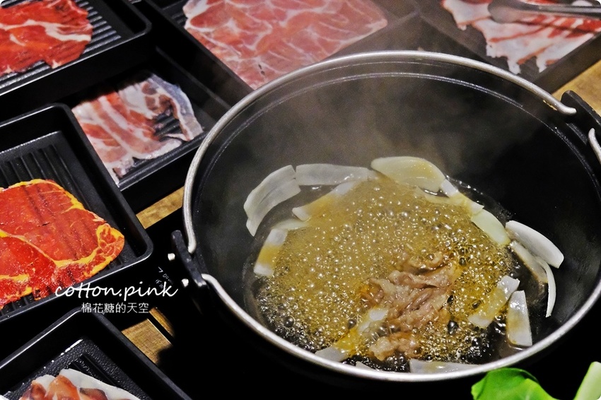 台中吃到飽這家也很狂~八種肉肉任你點,一宮壽喜燒也有火鍋吃到飽喔! 台中吃到飽這家也很狂~八種肉肉任你點,一宮壽喜燒也有火鍋吃到飽喔!