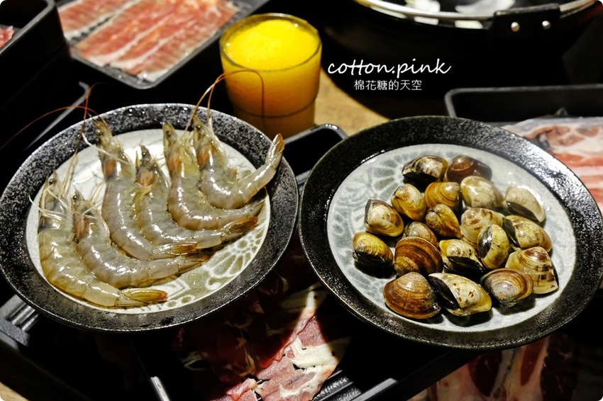 台中吃到飽這家也很狂~八種肉肉任你點,一宮壽喜燒也有火鍋吃到飽喔! 台中吃到飽這家也很狂~八種肉肉任你點,一宮壽喜燒也有火鍋吃到飽喔!