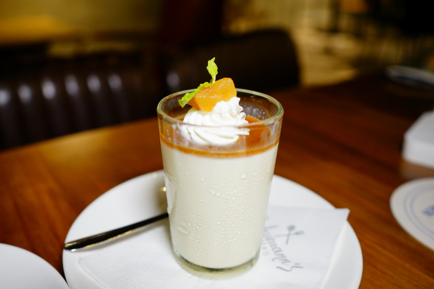 美食|台北 Schumann’s Bistro No. 6 舒曼六號餐館(南京店) 德國豬腳、黑白啤酒 南京復興、小巨蛋聚餐餐廳推薦!