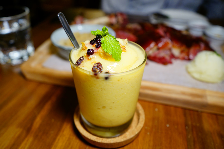 美食|台北 Schumann’s Bistro No. 6 舒曼六號餐館(南京店) 德國豬腳、黑白啤酒 南京復興、小巨蛋聚餐餐廳推薦!