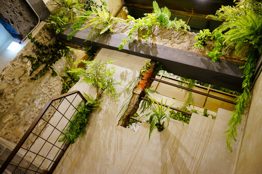 美食|台北 Schumann’s Bistro No. 6 舒曼六號餐館(南京店) 德國豬腳、黑白啤酒 南京復興、小巨蛋聚餐餐廳推薦!