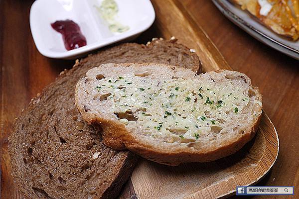 南京復興德國餐廳【舒曼六號餐館Schumann's Bistro No. 6】南德傳統德國豬腳/南京復興異國料理/南京復興早午餐