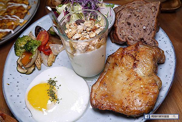 南京復興德國餐廳【舒曼六號餐館Schumann's Bistro No. 6】南德傳統德國豬腳/南京復興異國料理/南京復興早午餐